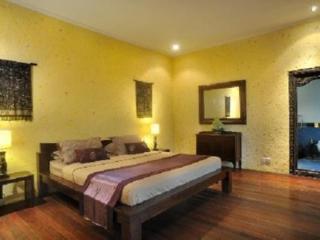 Villa Catur Kembar