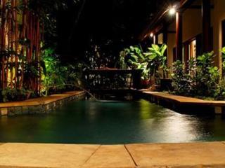 Villa Catur Kembar *