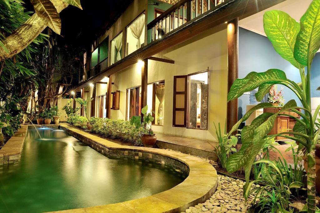 Catur Kembar Villa Seminyak (Bali)