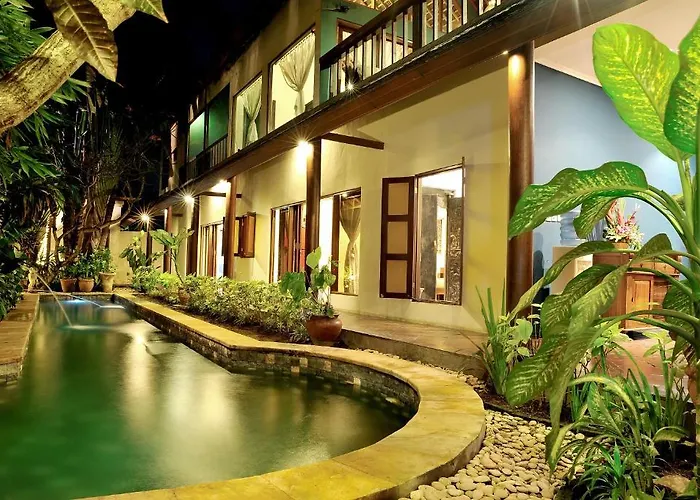 Catur Kembar Villa
